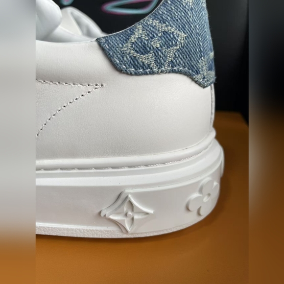 Louis Vuitton Time Out Sneaker - Picture 10 of 16